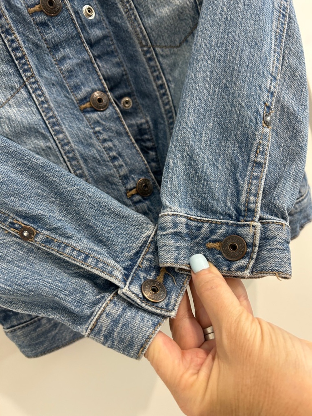 Oshkosh B’gosh Denim Jacket - Medium Wash |Size 8 - Picture 5 of 9